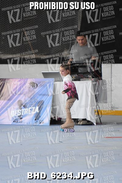 CAT 9 PATINADOR 13